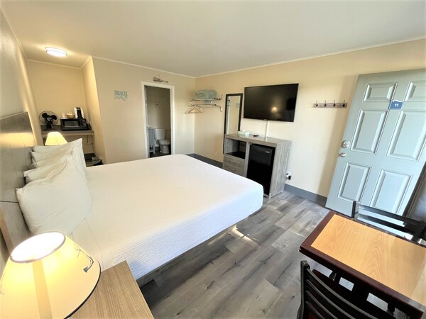 Coastal Inn & Suites Picture